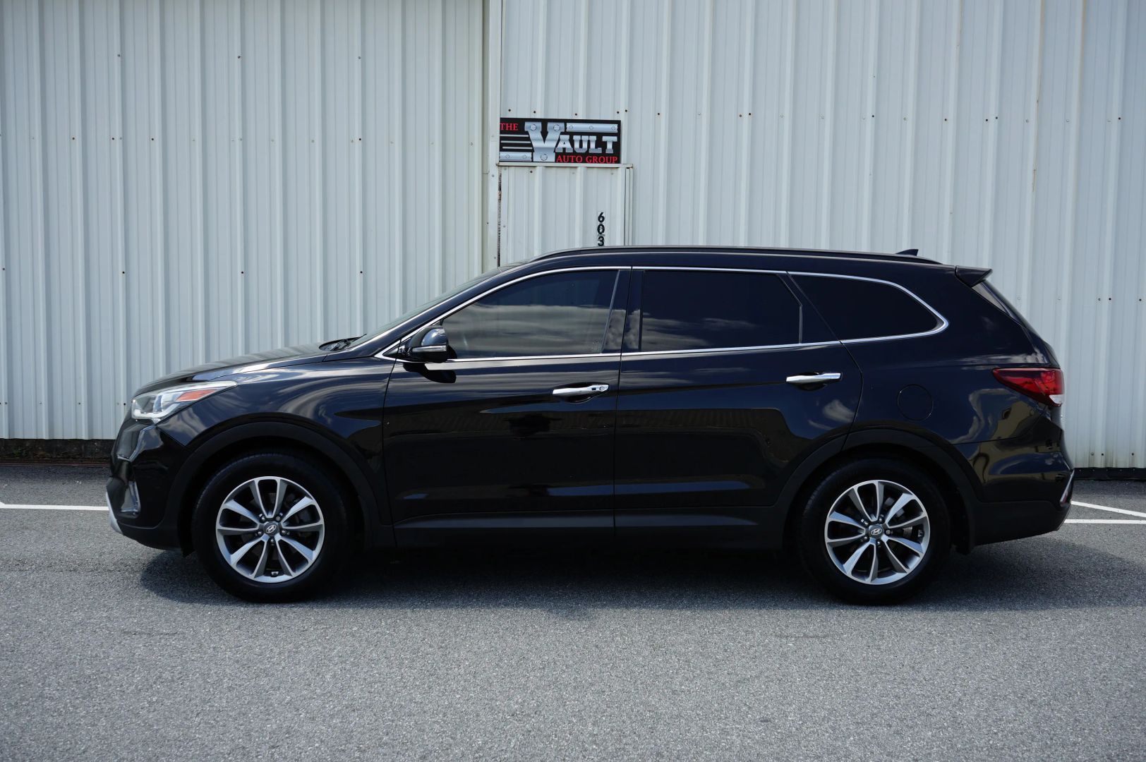 hyundai santa fe 2018 KM8SN4HF1JU258933 image hyundai santa fe 2018 KM8SN4HF1JU258933 image
